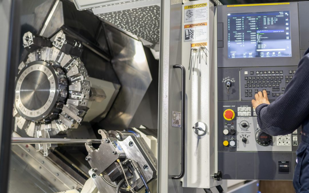 AMETS EMPRESAK ERRONKA TEKNOLOGIKO BERRI BATI AURRE EGITEN DIO IA SORTZAILEA CNC PROGRAMAZIOAN INTEGRATUZ